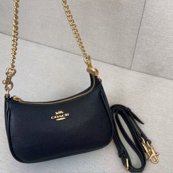 Refined Coach Black Shoulder Bag - Picture 1 of 7